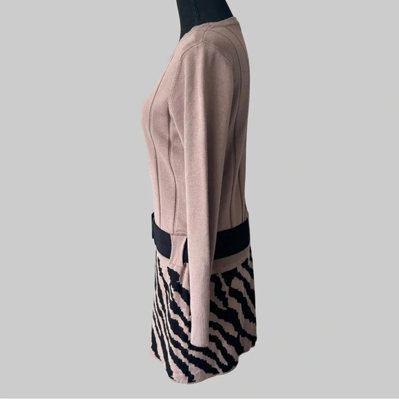 Alison Sheri Animal Print  Sweater Dress Removable Belt - Picture 2 of 16